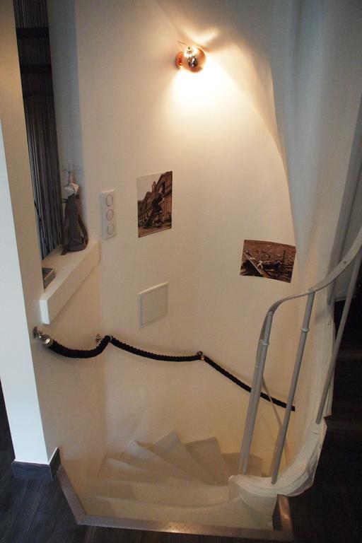 Petit Paris - Oasis In Marais Apartment ภายนอก รูปภาพ